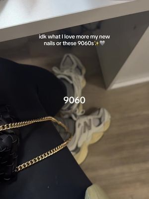 New Balance 9060 Sneakers