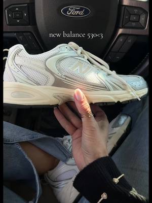 New Balance 530 Sneakers