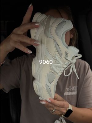 New Balance 9060 Sneakers