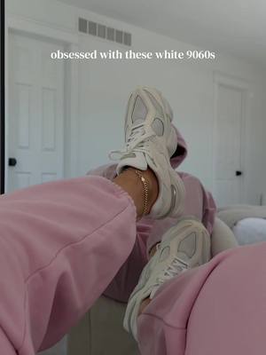 New Balance 9060 Sneakers