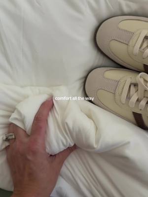 White comforter