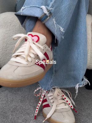 Adidas Adidas Handball Spezial sneakers with heart design