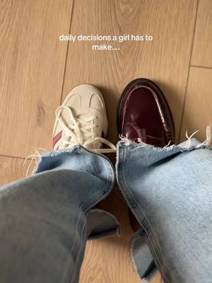 Steve Madden Burgundy leather loafers