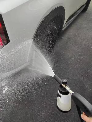 Blackline Automotive Extreme Foaming Car Shampoo - Extreme Ultra Foam Perfect for Ceramic Coatings - Compatible with Foam Cannon for Pressure Washer (16 FL Oz, Dark Ice)
