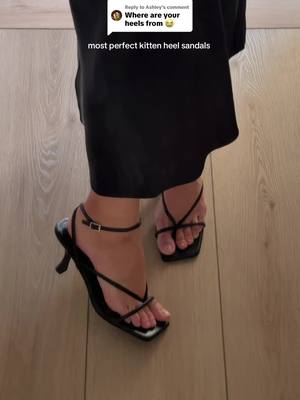 Coutgo Black kitten heel sandals