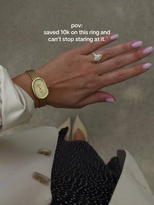 Pear shaped diamond engagement ring set