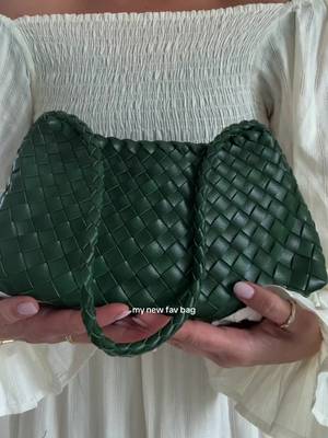 Green woven shoulder bag