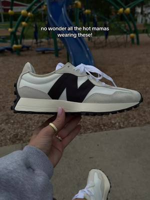 New Balance New Balance 327 sneakers