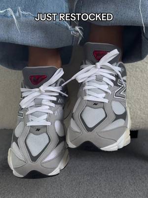 New Balance New Balance 9060 Rain Cloud sneakers