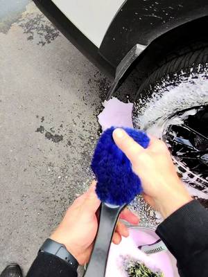 VIKING Wheel Brush for Rims, Cleaning Brush for Tires, Grey, 10.3 x 3.3 x 3.8 Inch