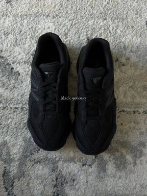 New Balance New Balance 9060 black sneakers