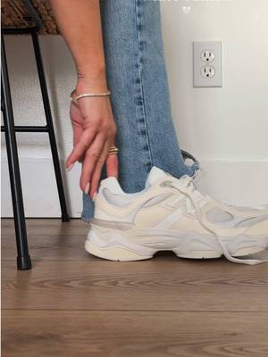 New Balance New Balance 9060 white sneakers