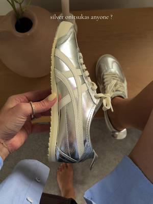 Onitsuka Tiger Silver metallic Onitsuka Tiger Mexico 66 sneakers