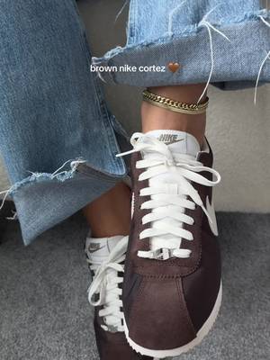 Nike Brown Nike Cortez sneakers