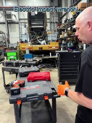 VEVOR Cordless Impact Wrench, 958.8 ft-lbs / 1300 N·m High Torque, 1/2 inch, 20V Electric Impact Wrench with Brushless Motor, 2 x 4Ah Batteries, Charger, 5 Sockets and Belt Clip, for Car Tire Truck
