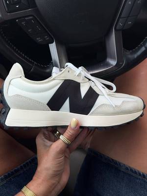 New Balance New Balance 327 sneakers
