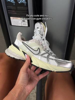 Nike Nike V2K Run gym sneakers