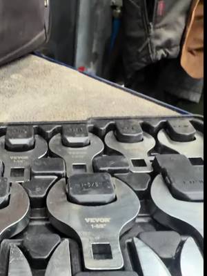 VEVOR Crowfoot Wrench Set, 1/2" Drive 14-Piece SAE (1-1/16" - 2") Crows Foot Wrench Set with Storage Tray, 40CR Material with Laser Etched Sizing, for Mechanical Maintenance or Repairs