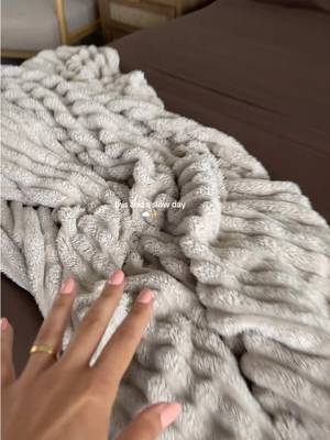Bedsure GentleSoft Blankets Queen Size for Bed - Cozy Soft Blankets for Women, Cute Large Fleece Throws for Girls, Black, 90x90 Inches