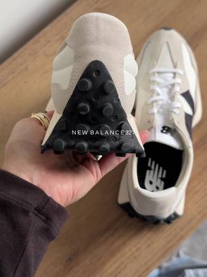 New Balance New Balance 327 sneakers