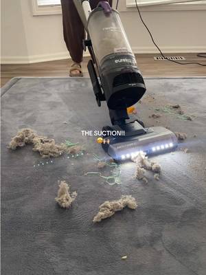 Eureka FlexReach Powerful Upright Vacuum Cleaner for Carpet and Hard Floor, Lift-Up Vacuum with Large Dust Cup, Anti-Tangle, NEU651PL, Purple