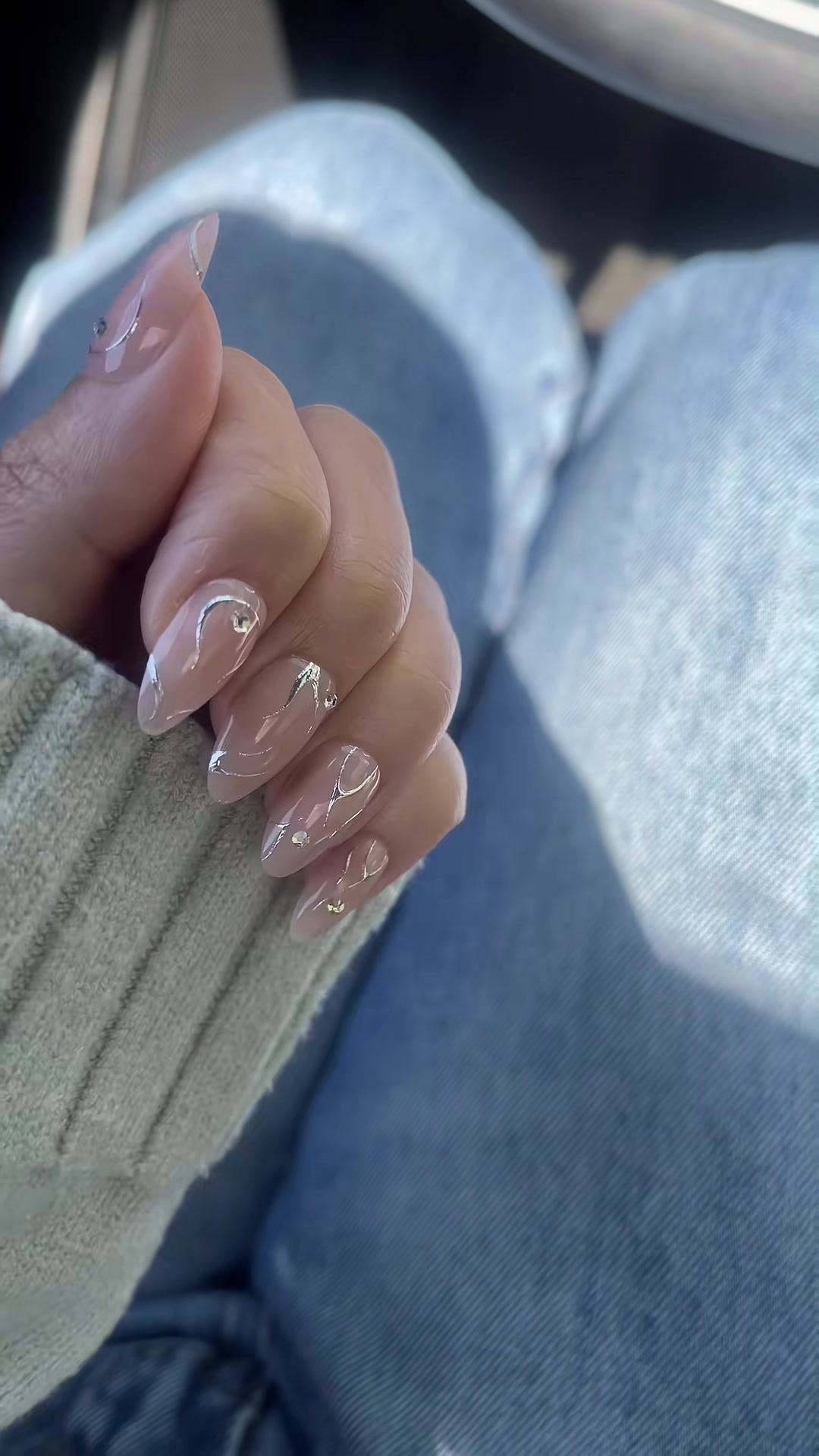 NBNTGH Nude Rhinestone Rhinestone Press On Nails Medium Almond False Nails 24Pcs Glue On Nails Artificial Acrylic Full Cover Glossy Stick On Nails