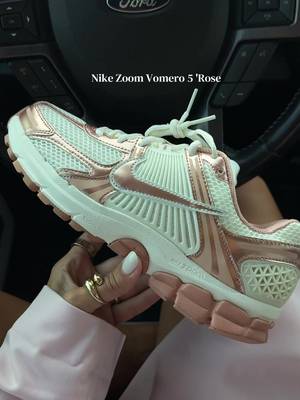 Nike Nike Zoom Vomero 5 'Rose' sneakers