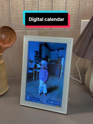 Digital smart calendar display
