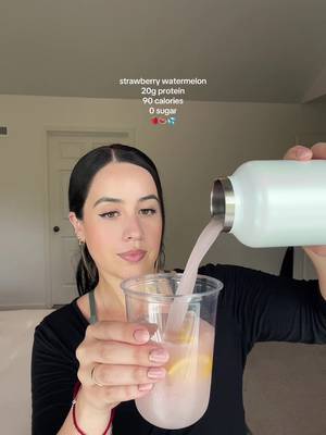 Bloom Clear Protein, Whey Protein Isolate with Collagen Peptides and Digestive Enzymes, 20g Protein, Sugar Free Post Workout Drink Mix, 90 Calories, Strawberry Watermelon, 10 Servings