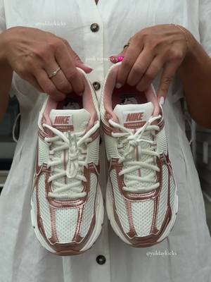 Nike Nike Zoom Vomero 5 sneakers