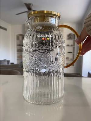 Amzcku Glass Pitcher with Lid, 68 oz/ 2 Liter Vintage Water Pitcher,Glass Water Carafe for Cold Brew, Coffee, Lemonade, Iced Tea,Beverage, Heat Resistant Water Glass Jug 1Pack