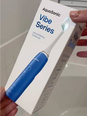 Aquasonic Vibe Series Ultra-Whitening Toothbrush – ADA Accepted Electric Toothbrush - 8 Brush Heads & Travel Case – 40,000 VPM Motor & Wireless Charging - 4 Modes w Smart Timer – Sapphire Blue