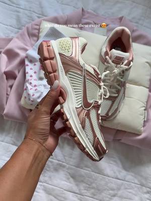 Nike Nike Vomero 5 sneakers