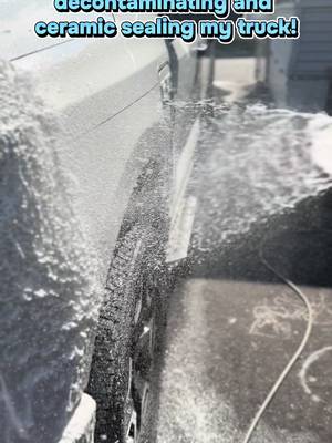 Blackline Automotive Extreme Foaming Car Shampoo - Extreme Ultra Foam Perfect for Ceramic Coatings - Compatible with Foam Cannon for Pressure Washer (64 Fl Oz, JDM Squash)