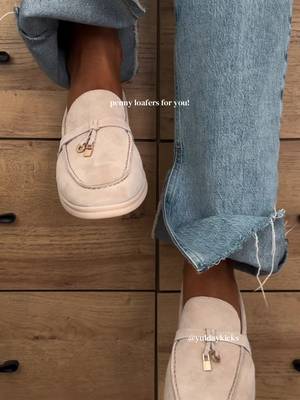 Project Cloud Women's penny loafers