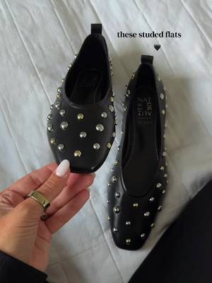 Naturalizer Studded leather ballet flats