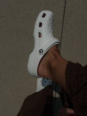 Crocs White Crocs Classic Clogs
