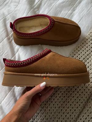 Platform fuzzy slippers