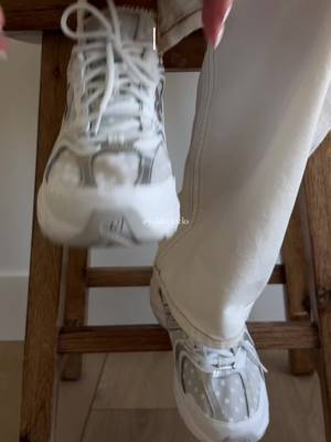 New Balance Polka dot New Balance sneakers