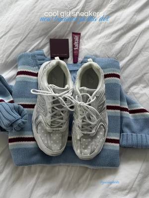 New Balance New Balance polka dot sneakers