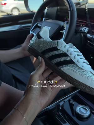 Adidas Adidas Samba sneakers with rhinestones