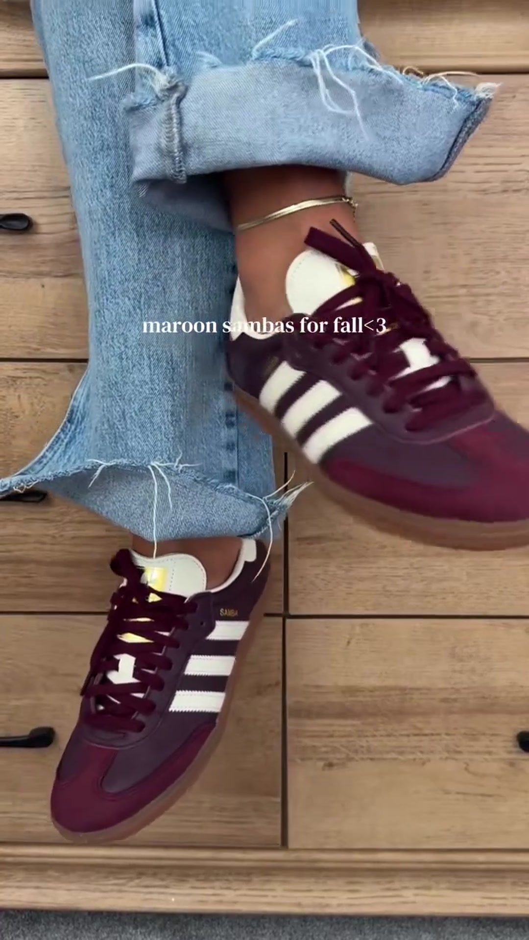 Adidas Maroon Adidas Samba sneakers