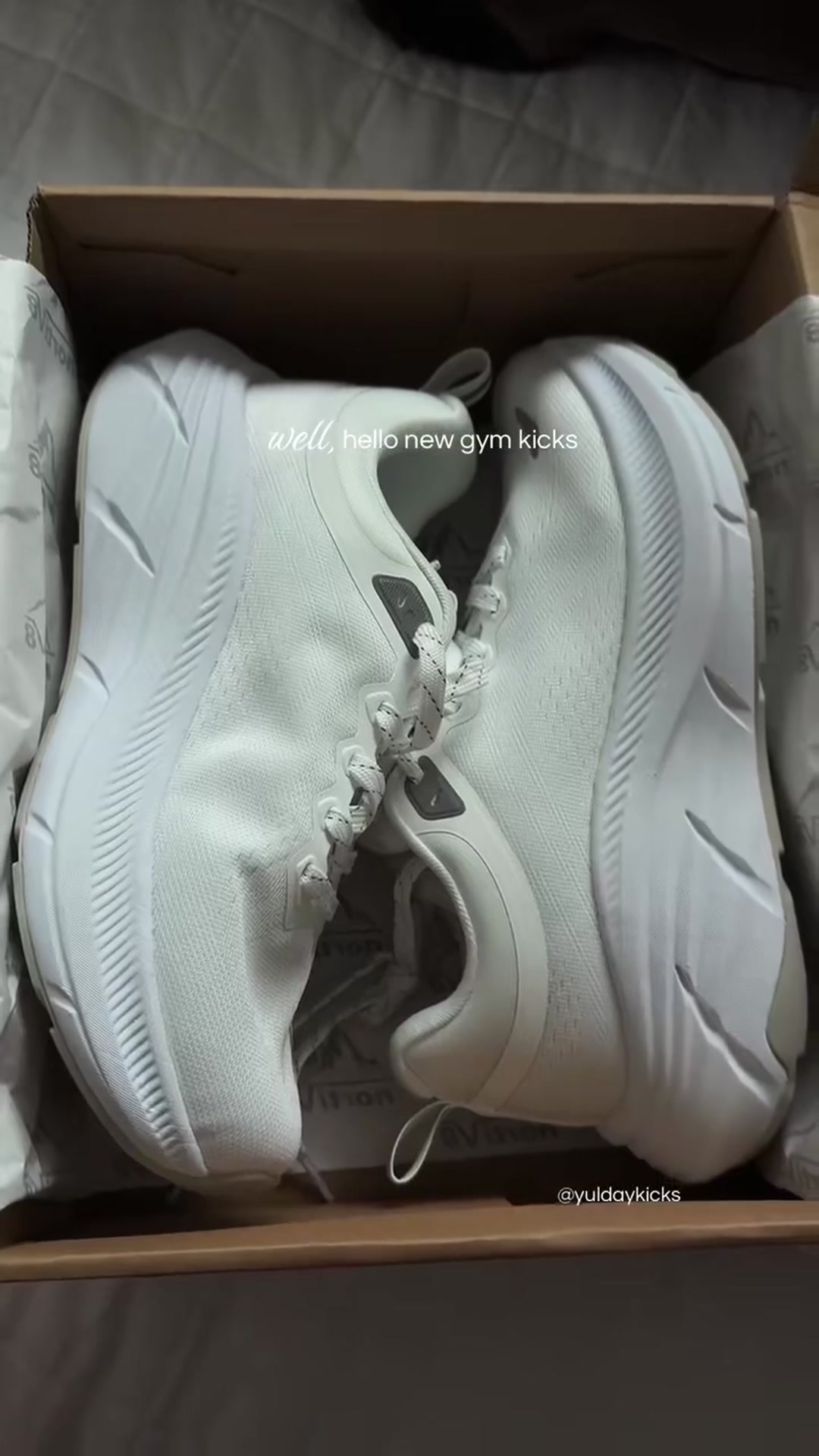 Nortiv8 White gym sneakers