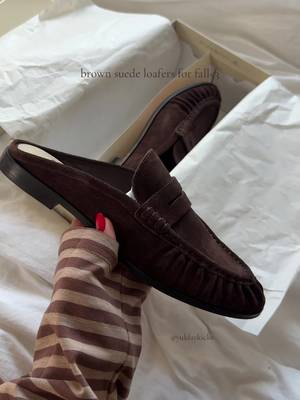 Dolce Vita Brown suede loafer mules