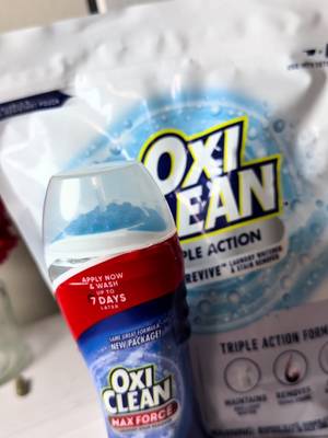 OxiClean OxiClean laundry stain remover and whitener combo