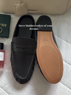 Steve Madden Women's black loafers
