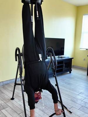 YOLEO ITX320 Inversion Table for Back Pain Foldable Inversion Table